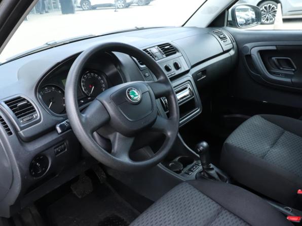 Skoda Fabia II Рестайлинг с пробегом 2012 года, цена 800 000 рублей, 130288 км, хэтчбек, Автокод Объявления