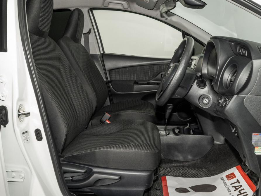 Toyota Vitz III (XP130) Рестайлинг 2 Иркутск  - изображение 5