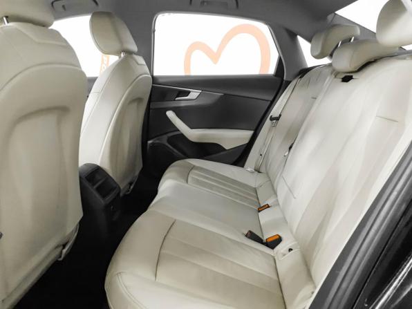 Audi A4 V (B9) с пробегом 2017 года, цена 2 170 000 рублей, 109999 км, седан, Автокод Объявления