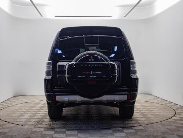 Mitsubishi Pajero IV Рестайлинг 1 с пробегом 2013 года, цена 1 920 000 рублей, 186963 км, внедорожник, Автокод Объявления