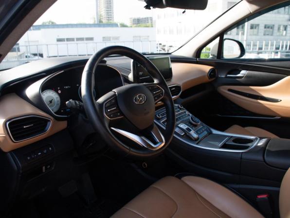 Hyundai Santa Fe IV Рестайлинг с пробегом 2021 года, цена 2 899 000 рублей, 118061 км, внедорожник, Автокод Объявления