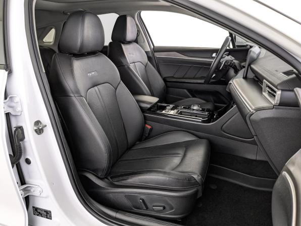 Kia K5 III с пробегом 2021 года, цена 2 820 000 рублей, 63100 км, седан, Автокод Объявления