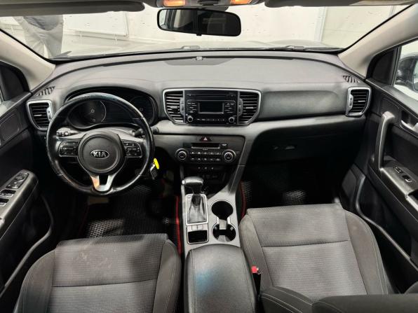Kia Sportage IV с пробегом 2017 года, цена 1 945 000 рублей, 176000 км, внедорожник, Автокод Объявления