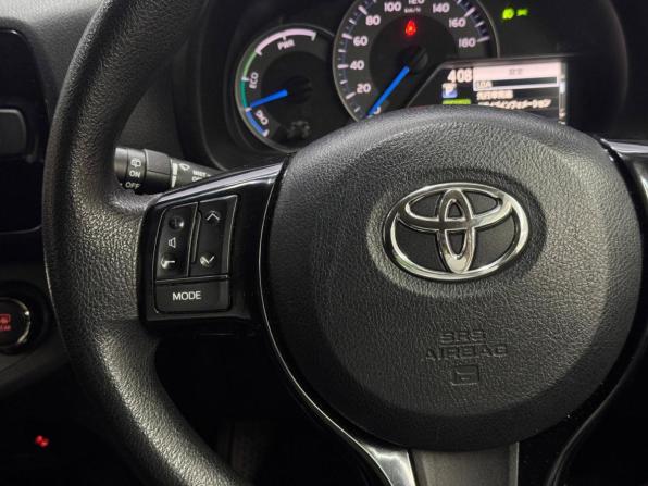 Toyota Vitz III (XP130) Рестайлинг с пробегом 2017 года, цена 1 069 000 рублей, 160752 км, хэтчбек, Автокод Объявления
