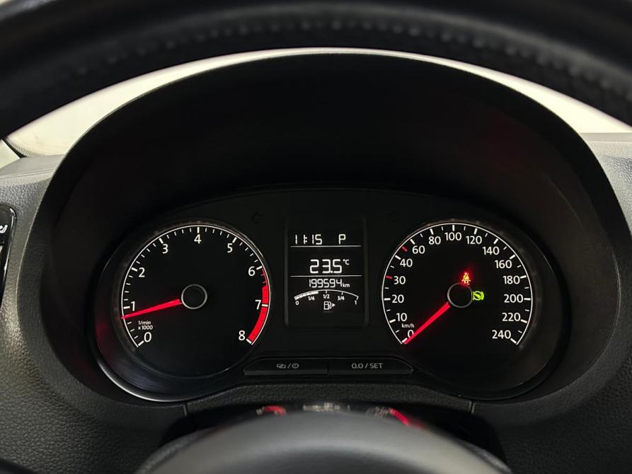 Volkswagen Polo V Рестайлинг Санкт-Петербург  - изображение 12