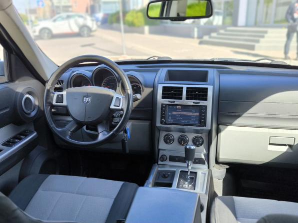 Dodge Nitro с пробегом 2008 года, цена 995 000 рублей, 215482 км, внедорожник, Автокод Объявления