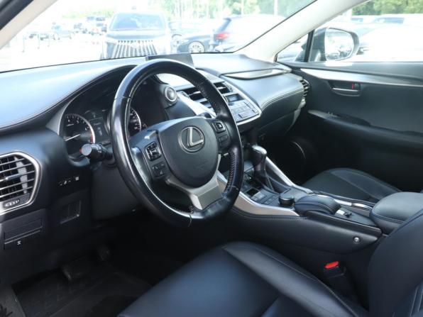 Lexus NX I Рестайлинг с пробегом 2017 года, цена 3 080 000 рублей, 85000 км, внедорожник, Автокод Объявления