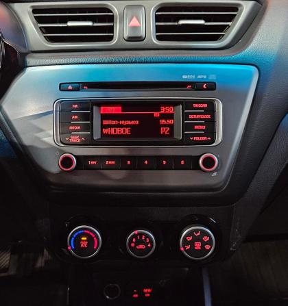 Kia Rio III Рестайлинг с пробегом 2016 года, цена 1 080 000 рублей, 147093 км, седан, Автокод Объявления