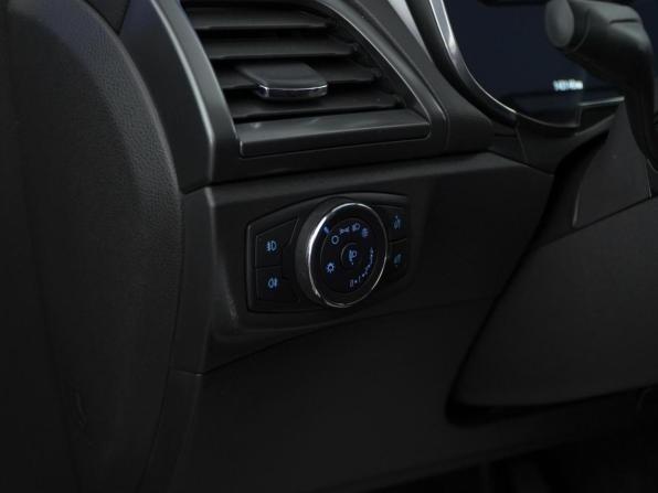 Ford Mondeo V с пробегом 2015 года, цена 1 550 000 рублей, 143143 км, седан, Автокод Объявления