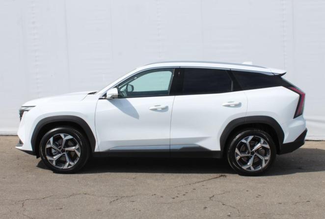 Geely Atlas II с пробегом 2024 года, цена 3 080 000 рублей, 6394 км, внедорожник, Автокод Объявления