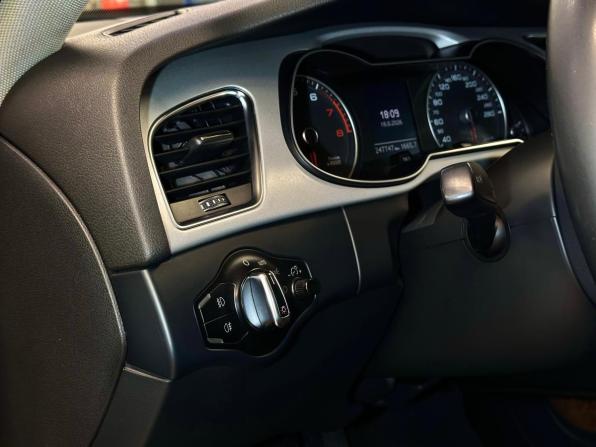 Audi A4 IV (B8) Рестайлинг с пробегом 2015 года, цена 1 293 000 рублей, 247744 км, седан, Автокод Объявления