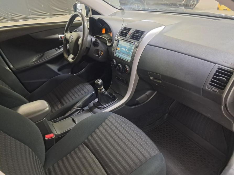 Toyota Corolla X (E140 E150) Рестайлинг Набережные Челны  - изображение 13