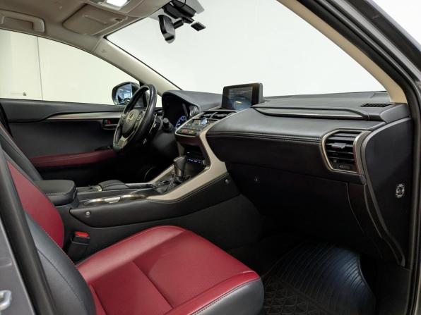 Lexus NX I Рестайлинг с пробегом 2019 года, цена 3 800 000 рублей, 64681 км, внедорожник, Автокод Объявления