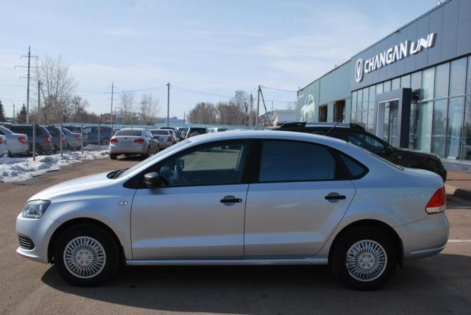 Volkswagen Polo V с пробегом 2013 года, цена 855 000 рублей, 102100 км, седан, Автокод Объявления
