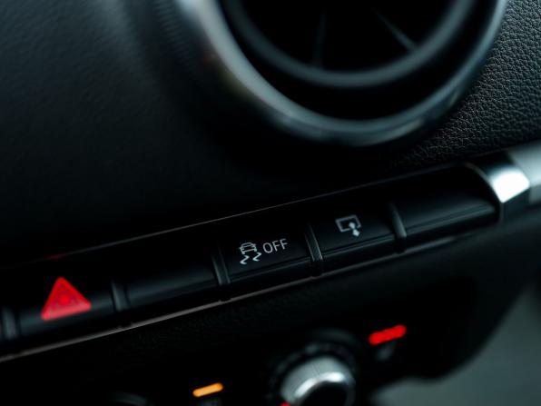 Audi A3 III (8V) с пробегом 2013 года, цена 1 399 000 рублей, 168000 км, седан, Автокод Объявления