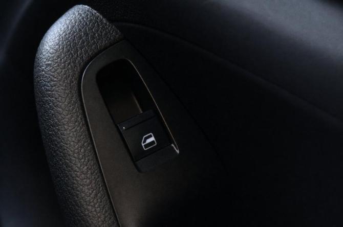 Volkswagen Jetta VI Рестайлинг с пробегом 2016 года, цена 1 299 000 рублей, 192000 км, седан, Автокод Объявления