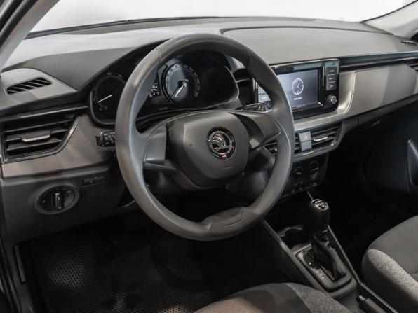 Skoda Rapid II с пробегом 2021 года, цена 1 618 000 рублей, 71541 км, лифтбек, Автокод Объявления