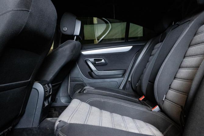 Volkswagen Passat CC I Рестайлинг с пробегом 2012 года, цена 940 000 рублей, 395827 км, седан, Автокод Объявления