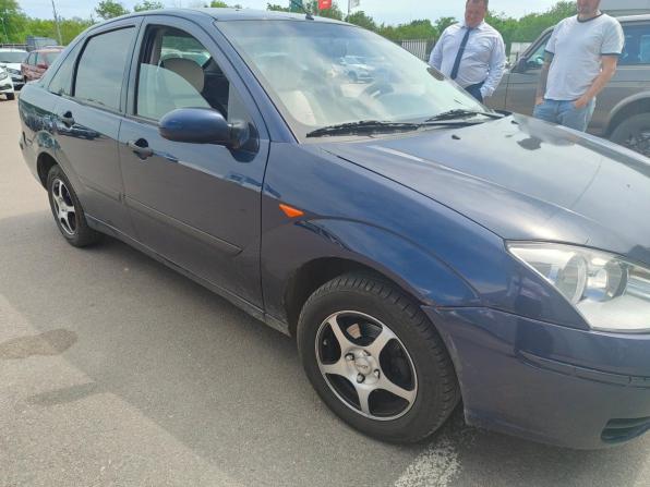 Ford Focus I Рестайлинг с пробегом 2004 года, цена 170 000 рублей, 220000 км, седан, Автокод Объявления
