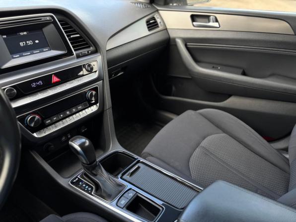 Hyundai Sonata VII (LF) Рестайлинг с пробегом 2018 года, цена 1 940 000 рублей, 119069 км, седан, Автокод Объявления