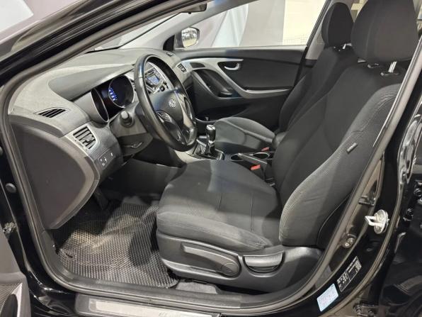 Hyundai Elantra V (MD) Рестайлинг с пробегом 2014 года, цена 1 045 000 рублей, 181577 км, седан, Автокод Объявления