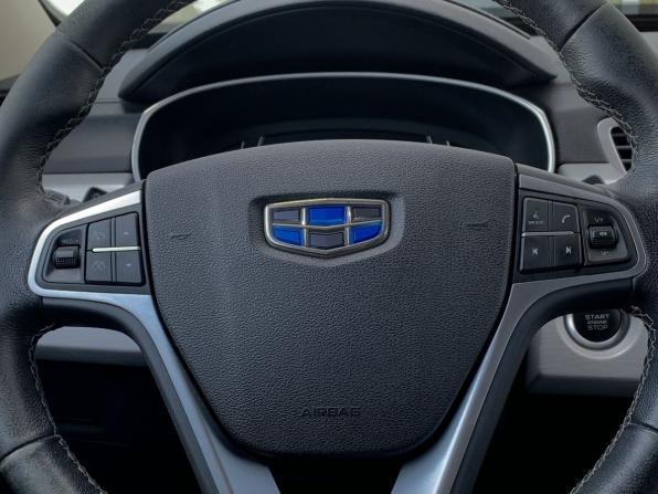 Geely Atlas I с пробегом 2018 года, цена 1 549 000 рублей, 102878 км, внедорожник, Автокод Объявления