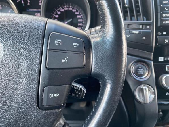 Toyota Land Cruiser 200 Series Рестайлинг 1 с пробегом 2013 года, цена 3 170 000 рублей, 366989 км, внедорожник, Автокод Объявления