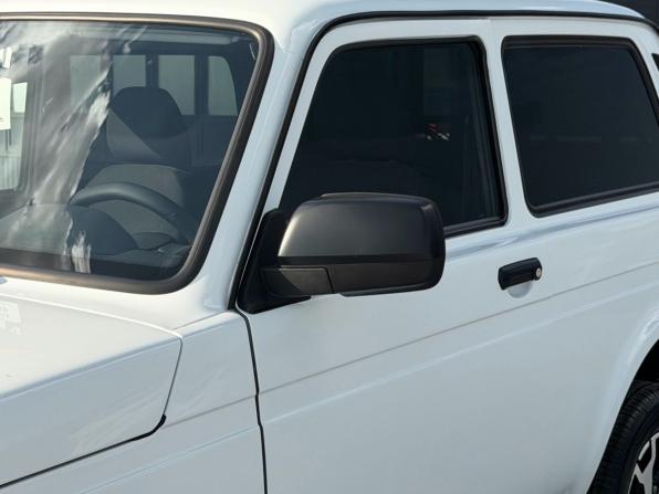 Lada (ВАЗ) Niva Legend с пробегом 2024 года, цена 990 000 рублей, 4500 км, внедорожник, Автокод Объявления