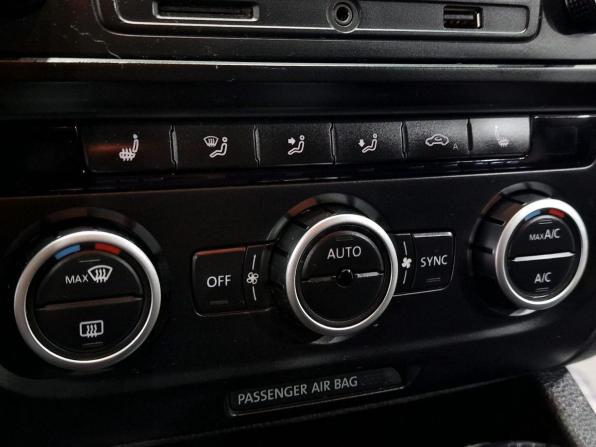 Volkswagen Jetta VI с пробегом 2014 года, цена 849 000 рублей, 260924 км, седан, Автокод Объявления