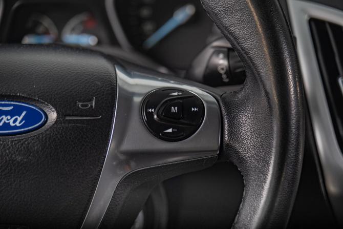 Ford Focus III с пробегом 2012 года, цена 739 000 рублей, 262000 км, седан, Автокод Объявления