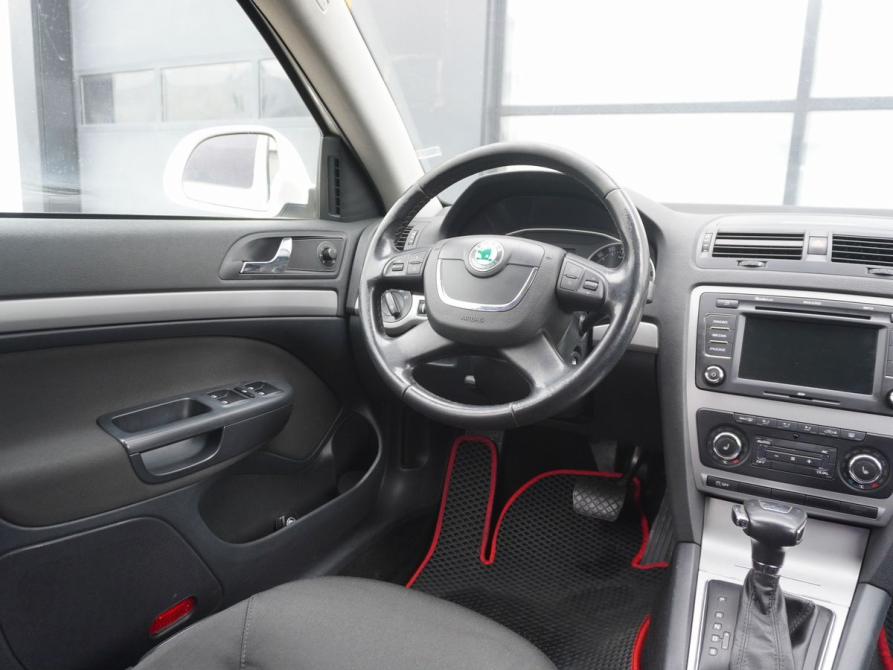 Skoda Octavia II (A5) Рестайлинг Москва  - изображение 13