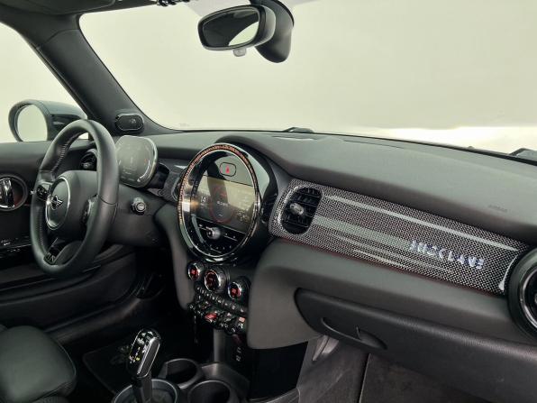 Mini Hatch III (F55/F56) Рестайлинг 2 с пробегом 2022 года, цена 3 790 000 рублей, 20650 км, хэтчбек, Автокод Объявления
