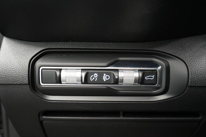 Geely Okavango I Рестайлинг с пробегом 2024 года, цена 3 099 000 рублей, 10000 км, внедорожник, Автокод Объявления
