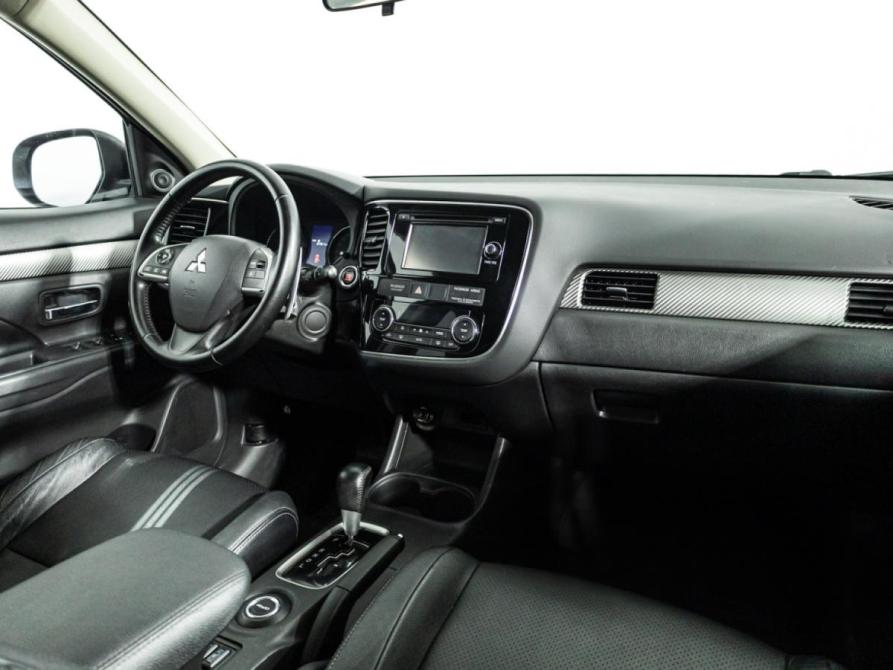 Mitsubishi Outlander III Санкт-Петербург  - изображение 9