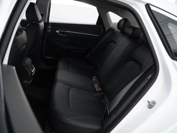 Hyundai Sonata VIII (DN8) Рестайлинг с пробегом 2026 года, цена 4 699 077 рублей, 18 км, седан, Автокод Объявления