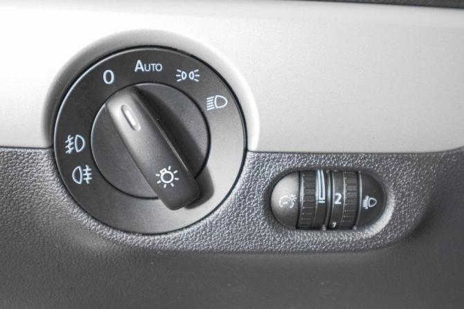 Volkswagen Jetta VI с пробегом 2012 года, цена 999 000 рублей, 207000 км, седан, Автокод Объявления