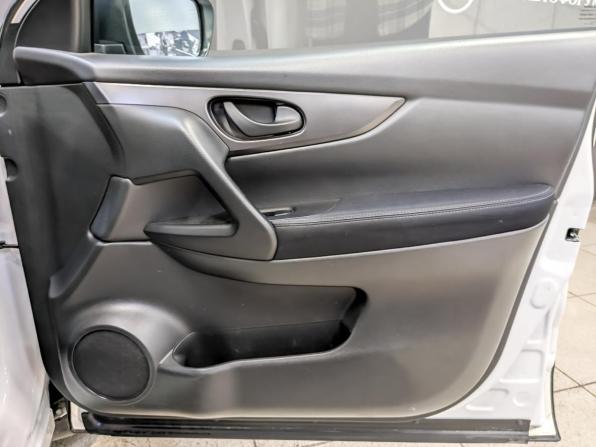 Nissan Qashqai II с пробегом 2015 года, цена 1 520 000 рублей, 123175 км, внедорожник, Автокод Объявления
