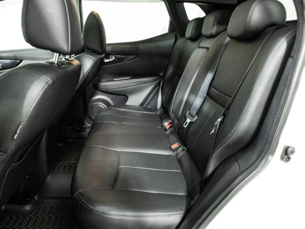 Nissan Qashqai II с пробегом 2015 года, цена 1 519 777 рублей, 143005 км, внедорожник, Автокод Объявления