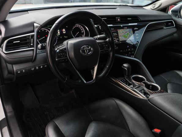 Toyota Camry VIII (XV70) с пробегом 2019 года, цена 2 680 000 рублей, 110073 км, седан, Автокод Объявления