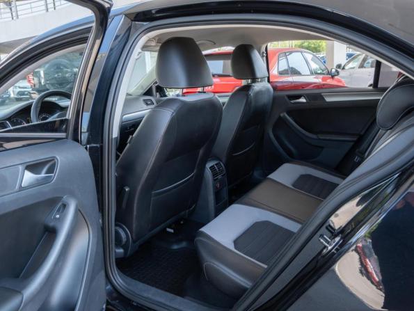 Volkswagen Jetta VI Рестайлинг с пробегом 2014 года, цена 970 000 рублей, 154559 км, седан, Автокод Объявления