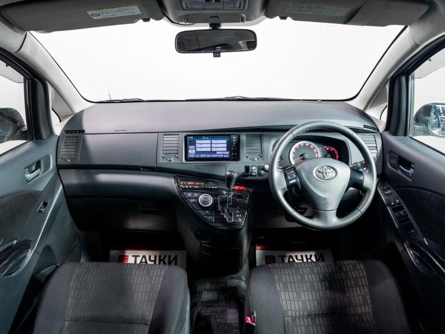 Toyota ISis I Рестайлинг Чита  - изображение 8