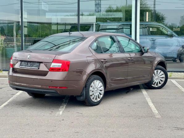Skoda Octavia III (A7) Рестайлинг с пробегом 2019 года, цена 1 600 000 рублей, 125595 км, лифтбек, Автокод Объявления