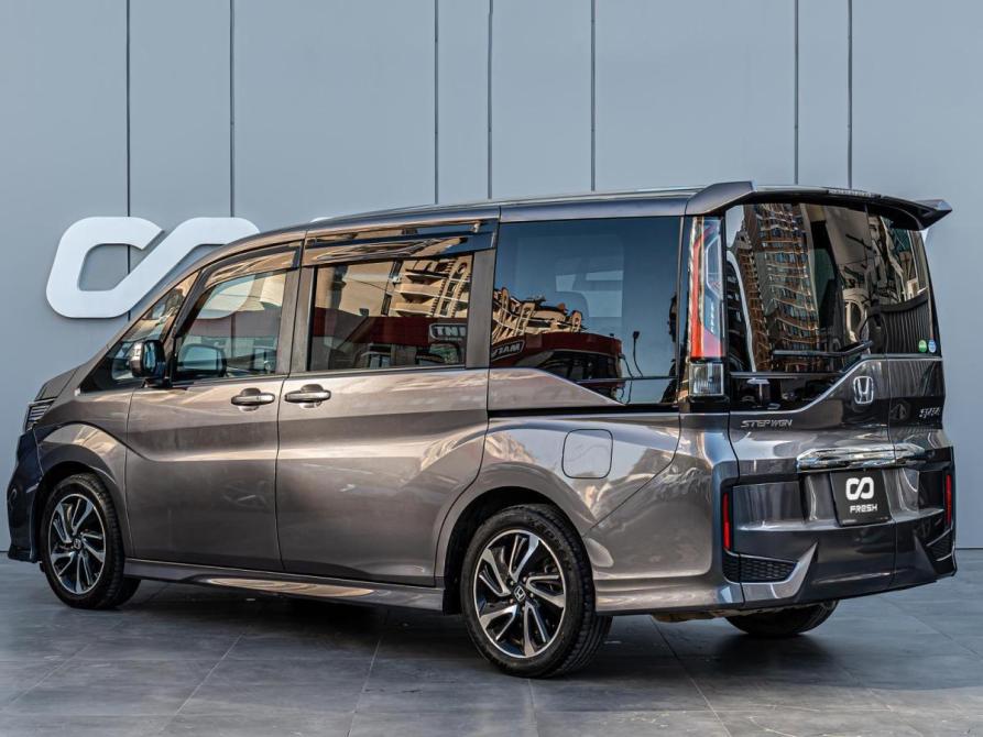 Honda Stepwgn V Рестайлинг Краснодар  - изображение 2