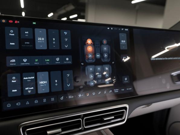 Li Auto (Lixiang) L6 с пробегом 2024 года, цена 6 250 000 рублей, 50 км, внедорожник, Автокод Объявления