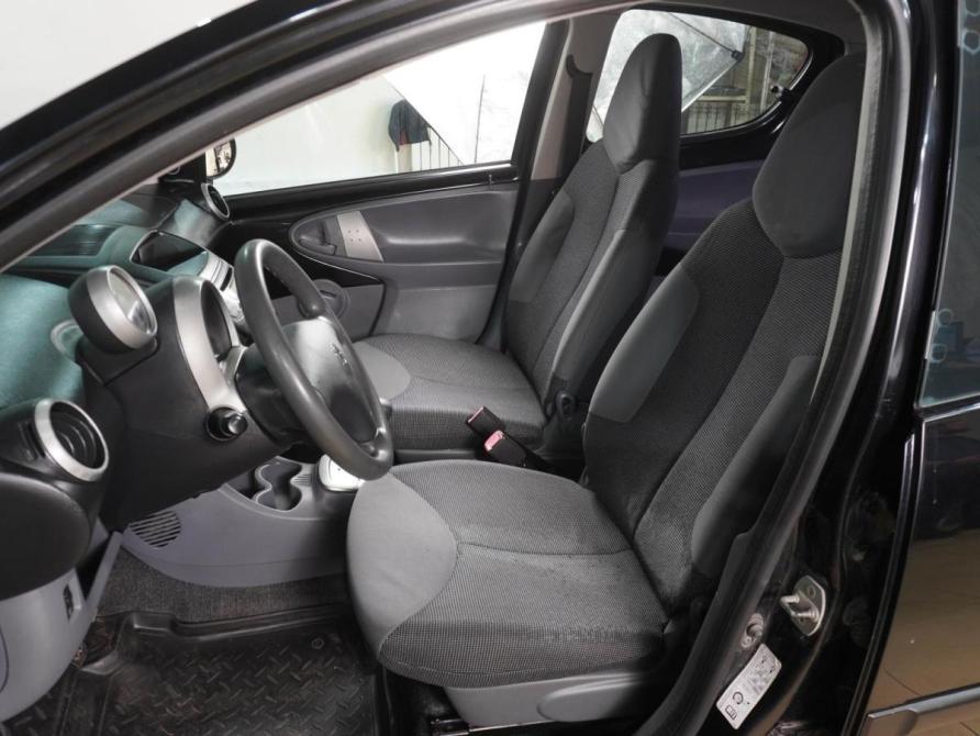Peugeot 107 I Воронеж  - изображение 10