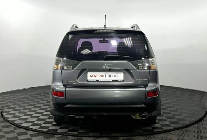 Mitsubishi Outlander II с пробегом 2007 года, цена 860 000 рублей, 259226 км, внедорожник, Автокод Объявления