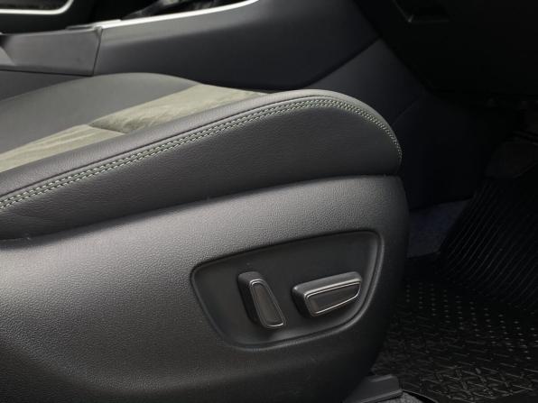 Toyota RAV4 V (XA50) с пробегом 2024 года, цена 3 949 000 рублей, 16800 км, внедорожник, Автокод Объявления