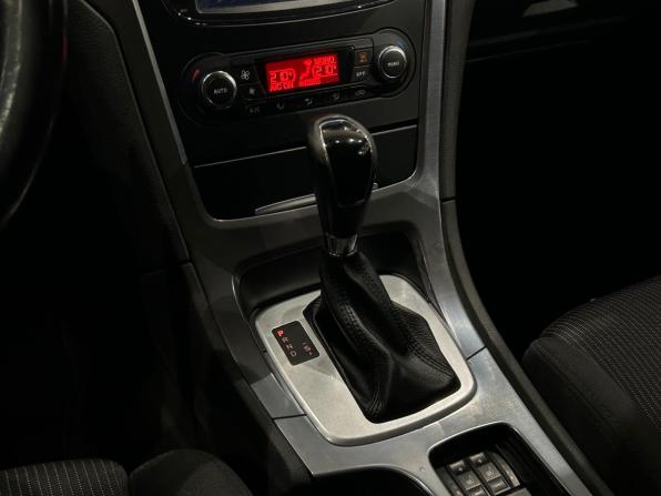 Ford Mondeo IV Рестайлинг с пробегом 2012 года, цена 629 000 рублей, 263609 км, седан, Автокод Объявления