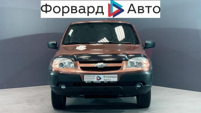 Chevrolet Niva I Рестайлинг с пробегом 2018 года, цена 720 000 рублей, 90000 км, внедорожник, Автокод Объявления