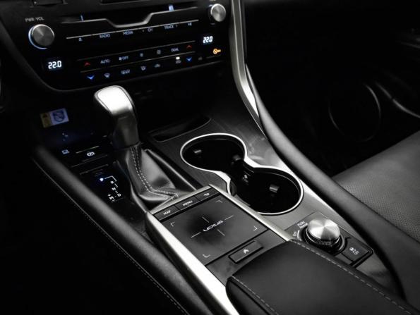 Lexus RX IV Рестайлинг с пробегом 2021 года, цена 4 819 000 рублей, 95337 км, внедорожник, Автокод Объявления
